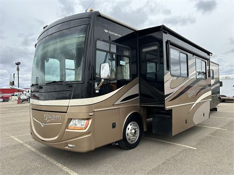 2008 Fleetwood Discovery Motorhome - Only 19,000 Miles
