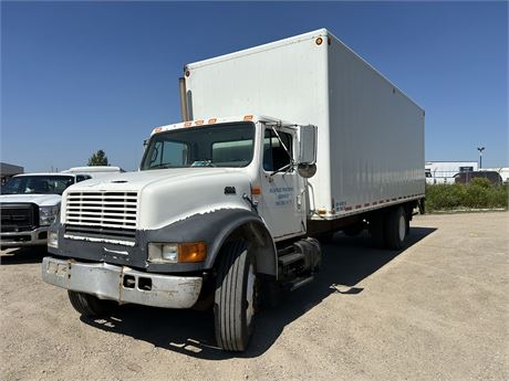 2000 Navistar International 4700