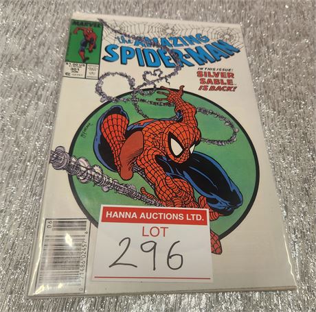 ASM #301 (Red/Blue Outfit Returns)